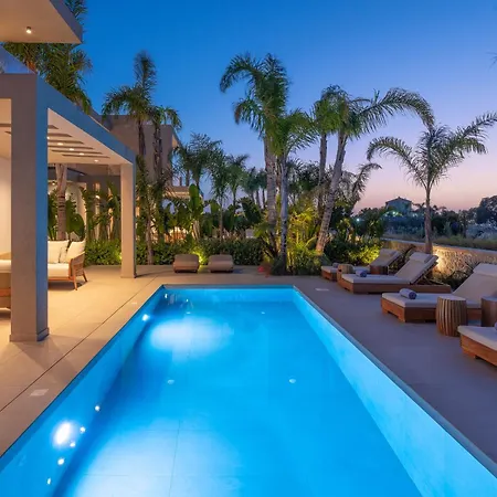 Villa Palmeral Luxury Kremastí